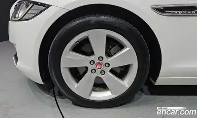Jaguar XF 2018 2.0 гидро в Москве № 256096, миниатюра 5
