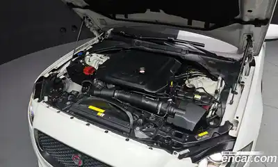 Jaguar XF 2018 2.0 гидро в Москве № 256096, миниатюра 6