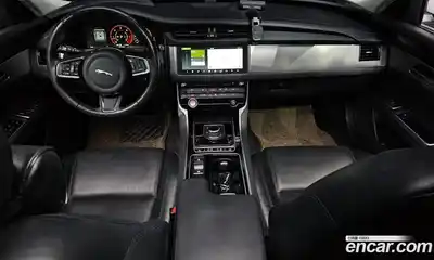 Jaguar XF 2018 2.0 гидро в Москве № 256096, миниатюра 7