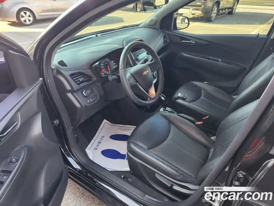 Chevrolet Spark 2016 1.0 гидро в Москве, фото 8