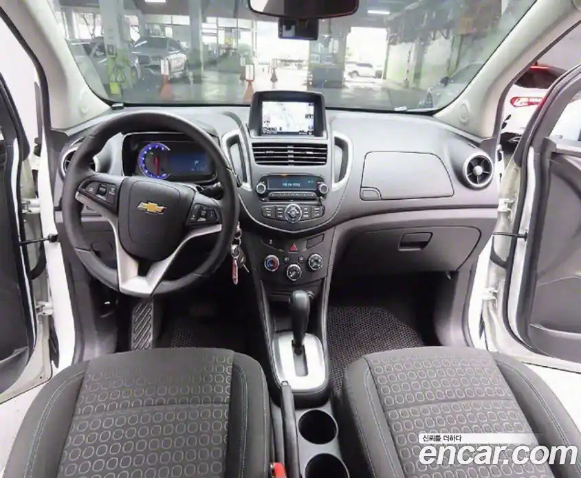 Chevrolet Trax 2015 1.4 гидро в Москве № 84864, фото 12