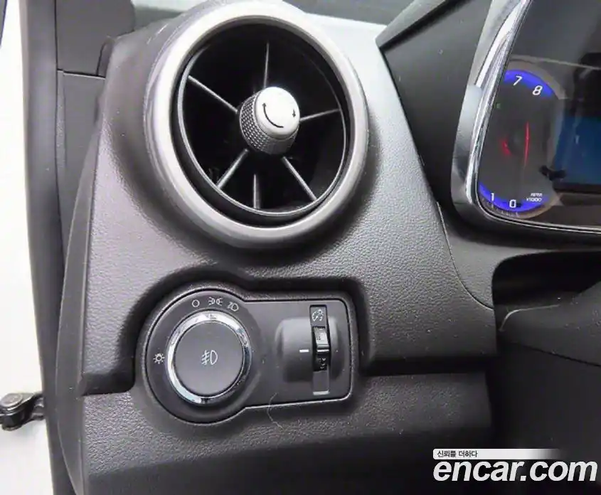 Chevrolet Trax 2015 1.4 гидро в Москве № 84864, фото 15