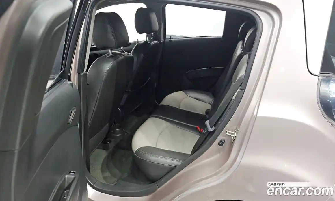 Chevrolet Matiz 2010 1.0 гидро в Москве № 96233, фото 11