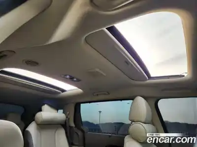 Kia Canival 2023 2.2 гидро в Москве № 124153, миниатюра 10