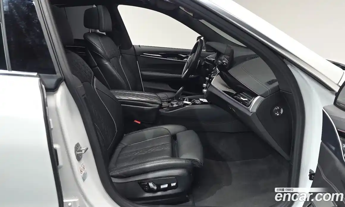 BMW 6-Series 2024 3.0 Автомат в Москве № 1317403, фото 9