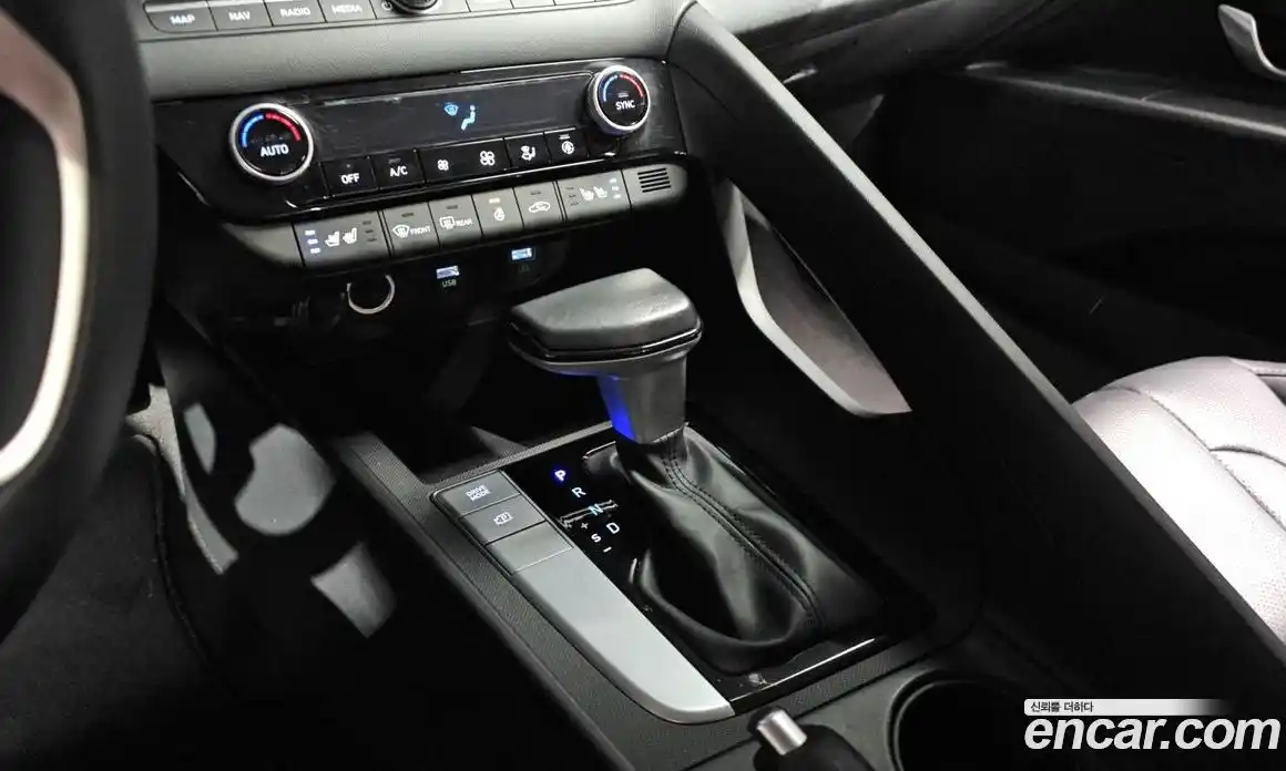 Hyundai Avante 2022 1.6 гидро в Москве № 1317805, фото 9