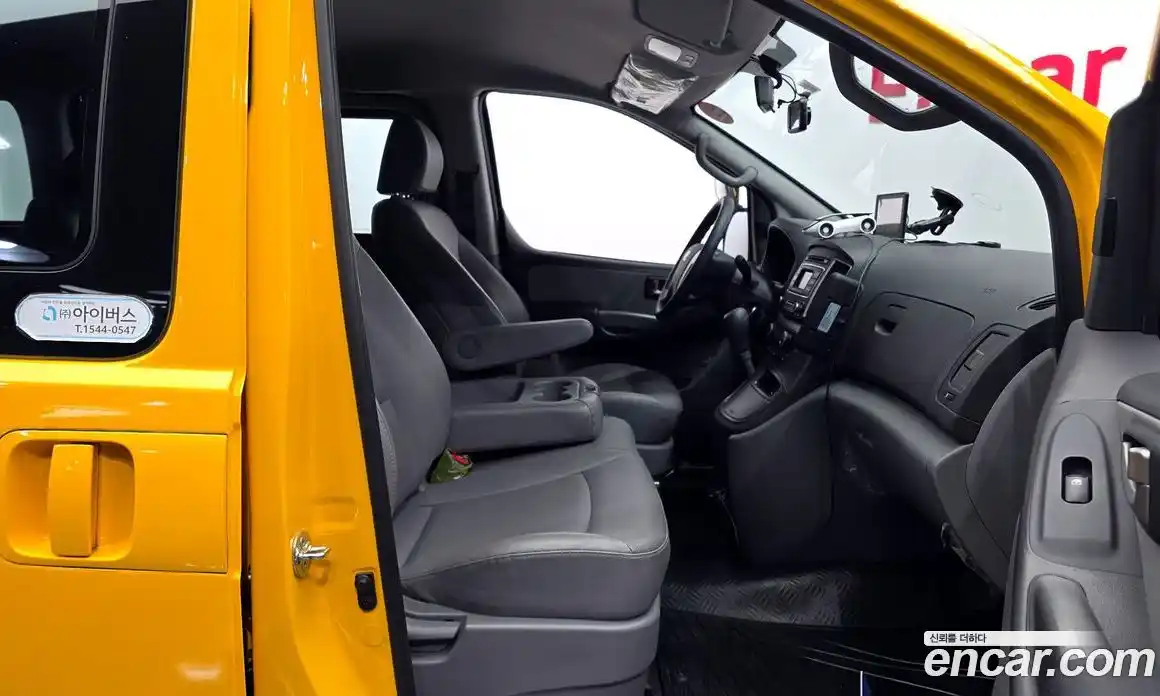 Hyundai Starex 2019 2.4 Автомат в Москве № 1317993, фото 12