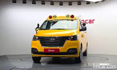 Hyundai Starex 2019 2.4 Автомат в Москве № 1317993, миниатюра 3