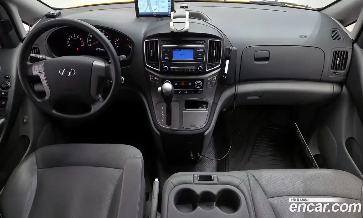 Hyundai Starex 2019 2.4 Автомат в Москве № 1317993, фото 7