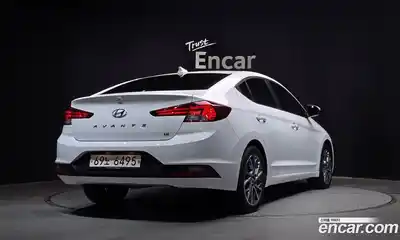 Hyundai Avante 2019 1.6 гидро в Москве № 1318021, миниатюра 2