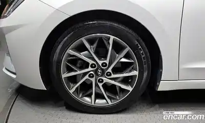 Hyundai Avante 2019 1.6 гидро в Москве № 1318021, миниатюра 5