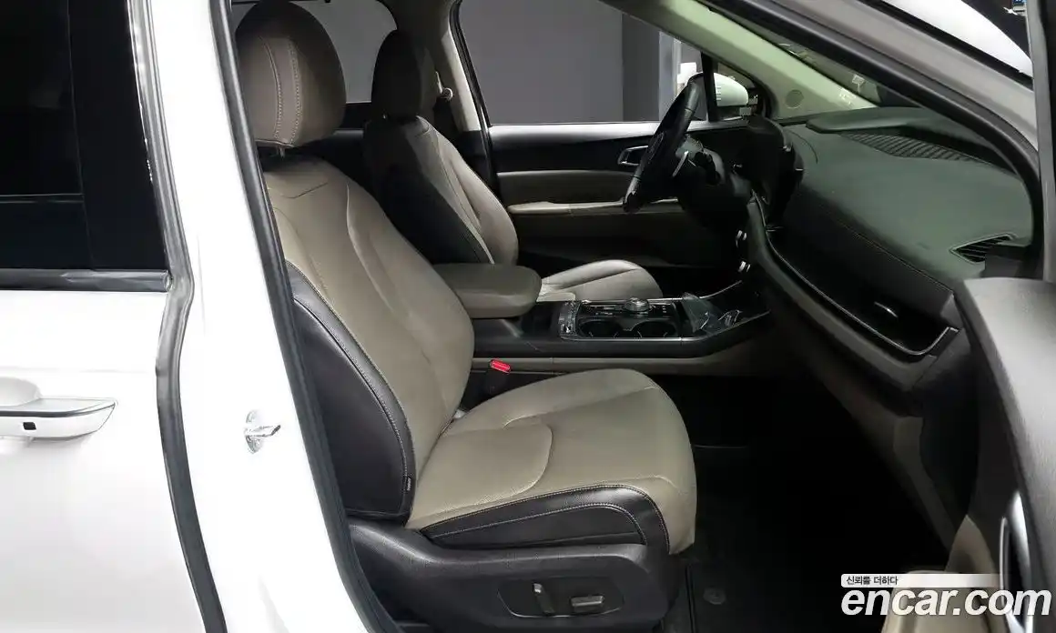 Kia Canival 2024 2.2 Автомат в Москве № 1318409, фото 11