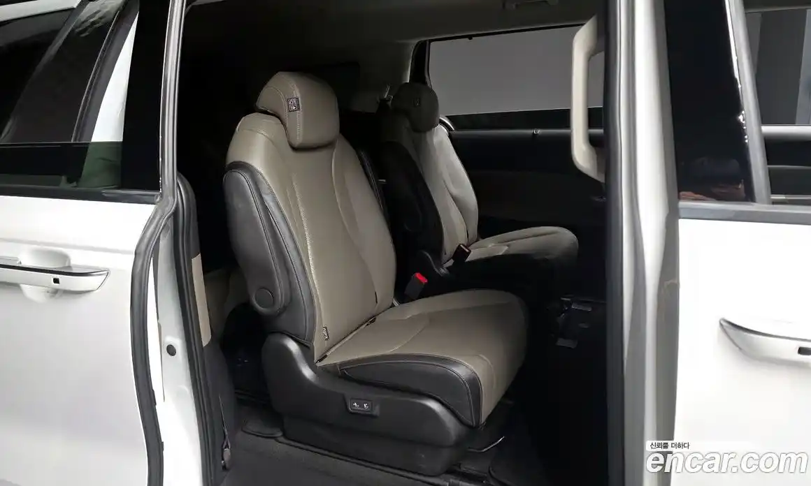 Kia Canival 2024 2.2 Автомат в Москве № 1318409, фото 12