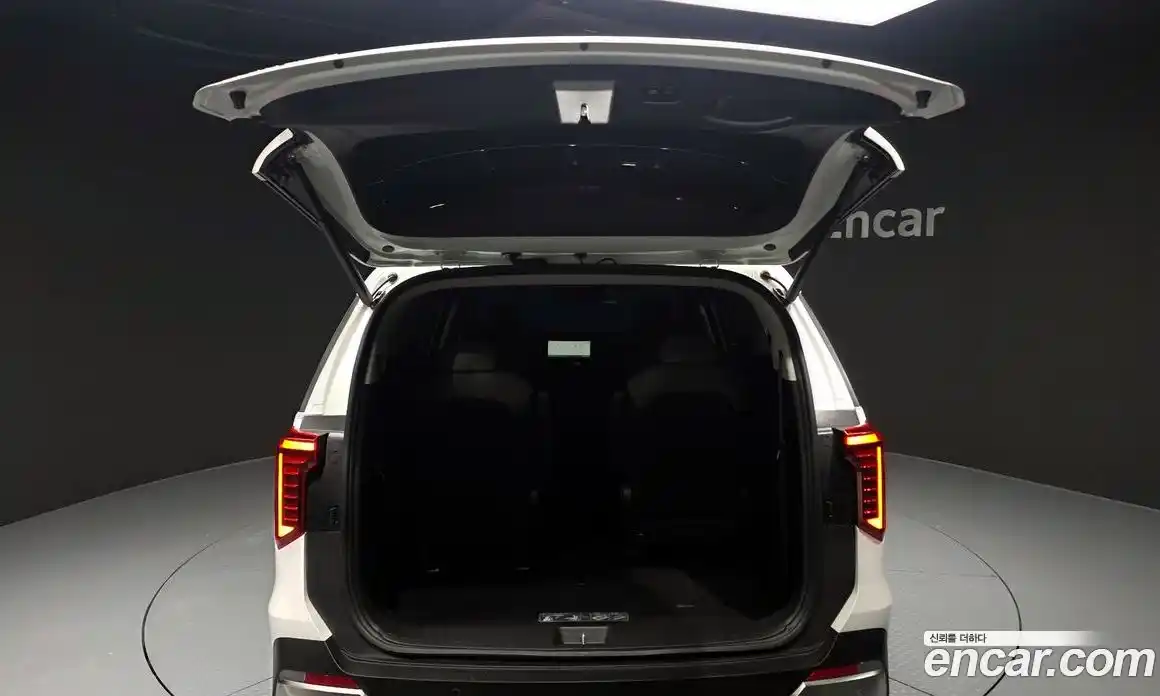 Kia Canival 2024 2.2 Автомат в Москве № 1318409, фото 20