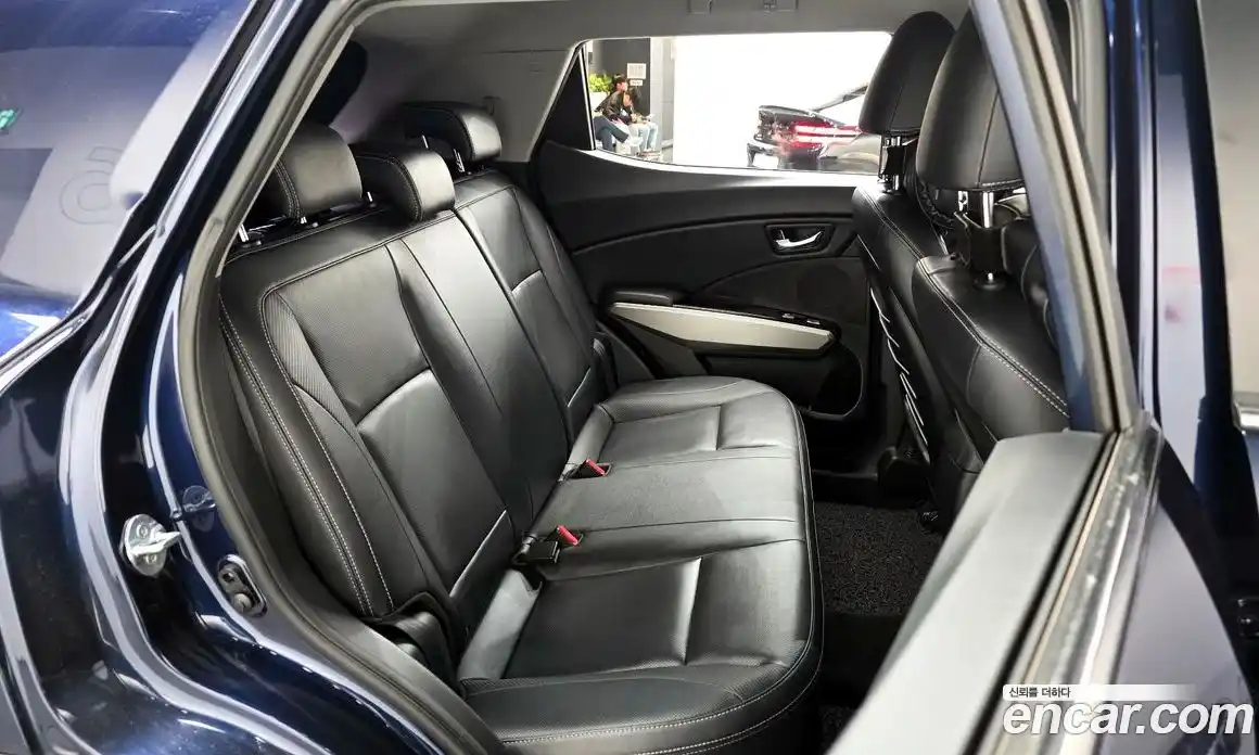 SsangYong TIBOLI 2016 1.6 Автомат в Москве № 1319538, фото 11