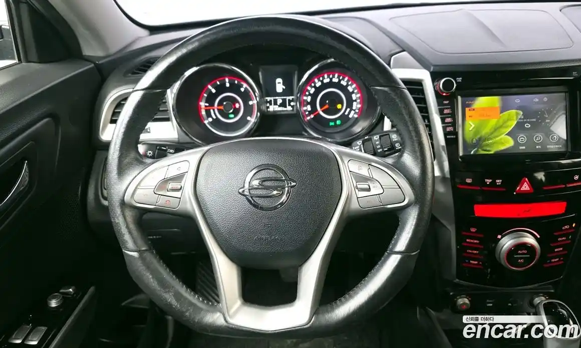 SsangYong TIBOLI 2016 1.6 Автомат в Москве № 1319538, фото 13