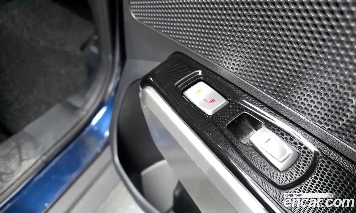 SsangYong TIBOLI 2016 1.6 Автомат в Москве № 1319538, фото 15