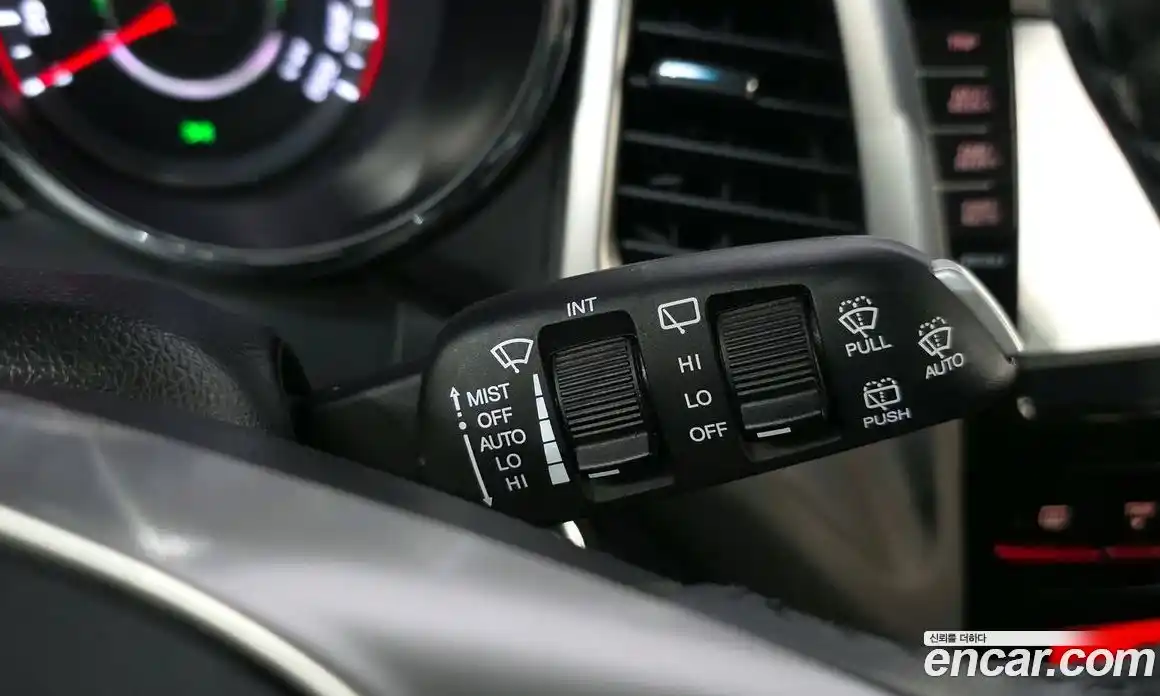 SsangYong TIBOLI 2016 1.6 Автомат в Москве № 1319538, фото 19