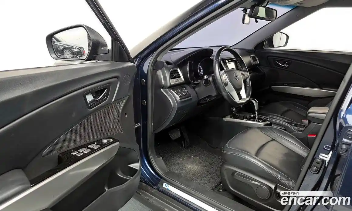 SsangYong TIBOLI 2016 1.6 Автомат в Москве № 1319538, фото 10