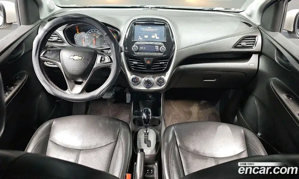 Chevrolet Spark 2016 1.0 гидро в Москве, фото 7