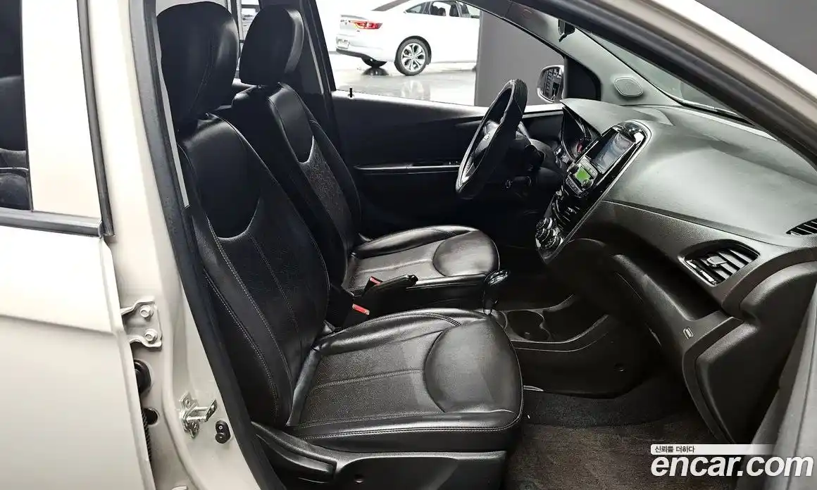 Chevrolet Spark 2016 1.0 гидро в Москве, фото 10