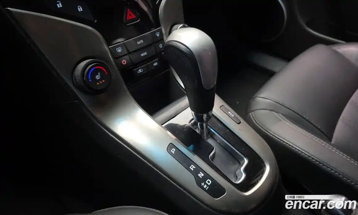 Chevrolet Cruze 2014 1.8 гидро в Москве № 1320098, фото 9