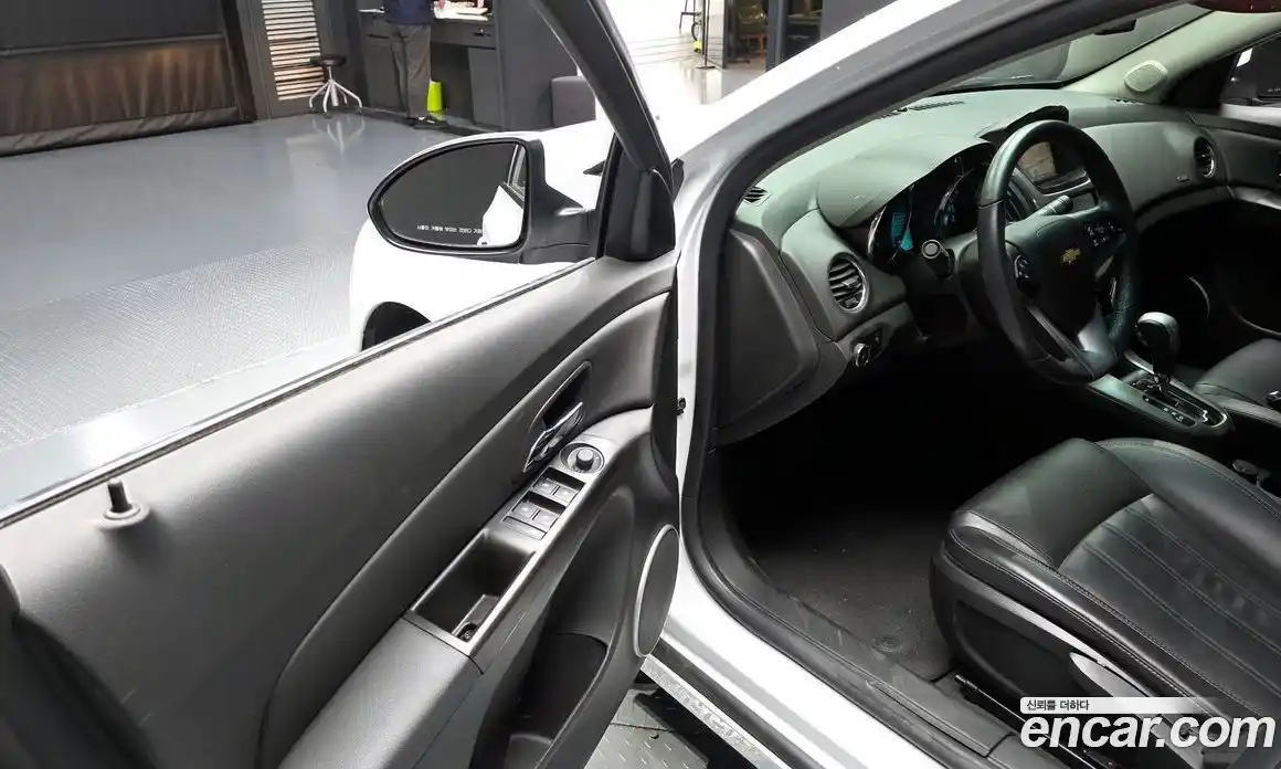 Chevrolet Cruze 2014 1.8 гидро в Москве № 1320098, фото 10