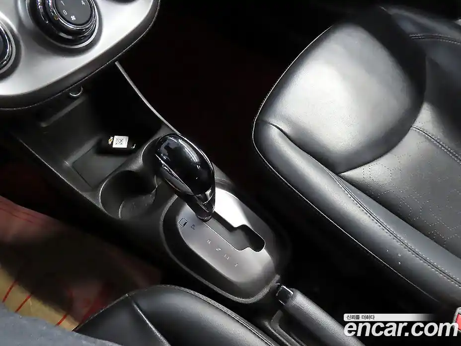 Chevrolet Spark 2016 1.0 гидро в Москве, фото 13
