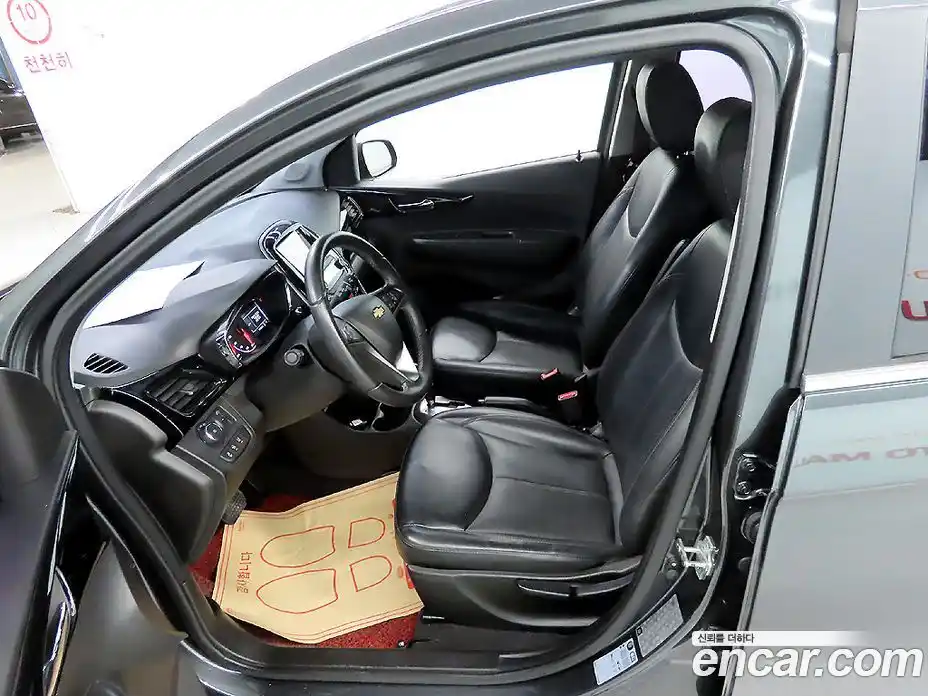 Chevrolet Spark 2016 1.0 гидро в Москве, фото 6