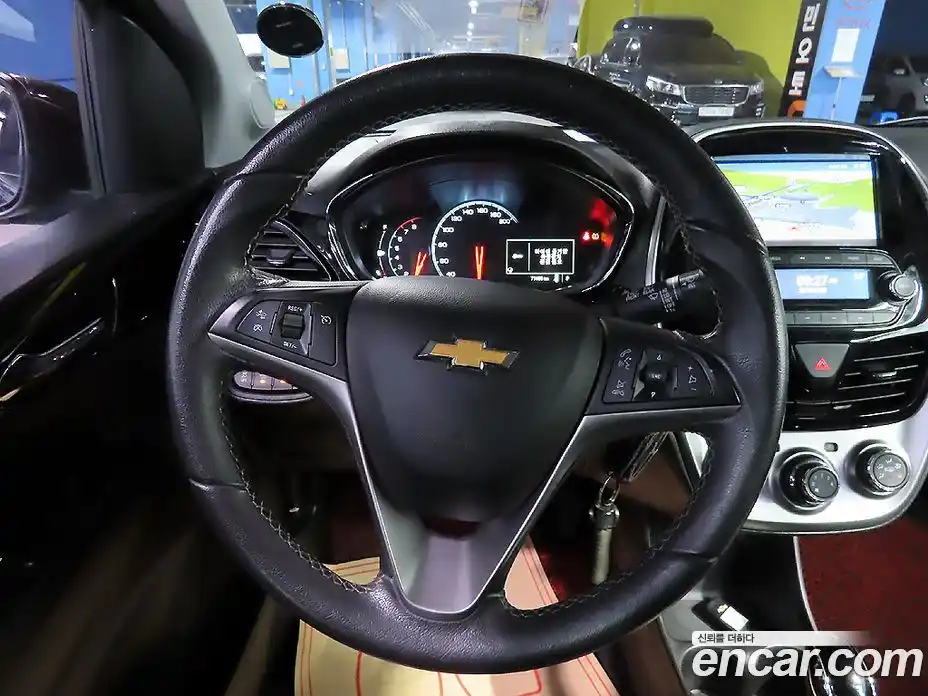 Chevrolet Spark 2016 1.0 гидро в Москве, фото 10