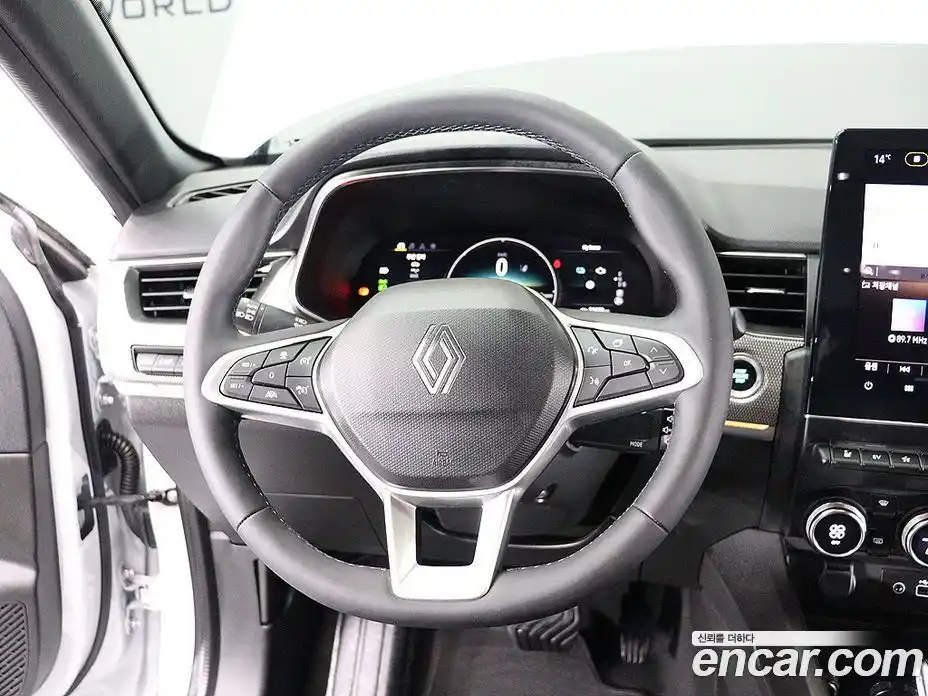 Renault Arkana 2024 1.6 гидро в Москве № 1321545, фото 14