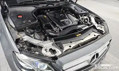 Mercedes-Benz E-Class 2019 2.0 гидро в Москве № 1322318, миниатюра 6