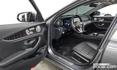 Mercedes-Benz E-Class 2019 2.0 гидро в Москве № 1322318, миниатюра 10