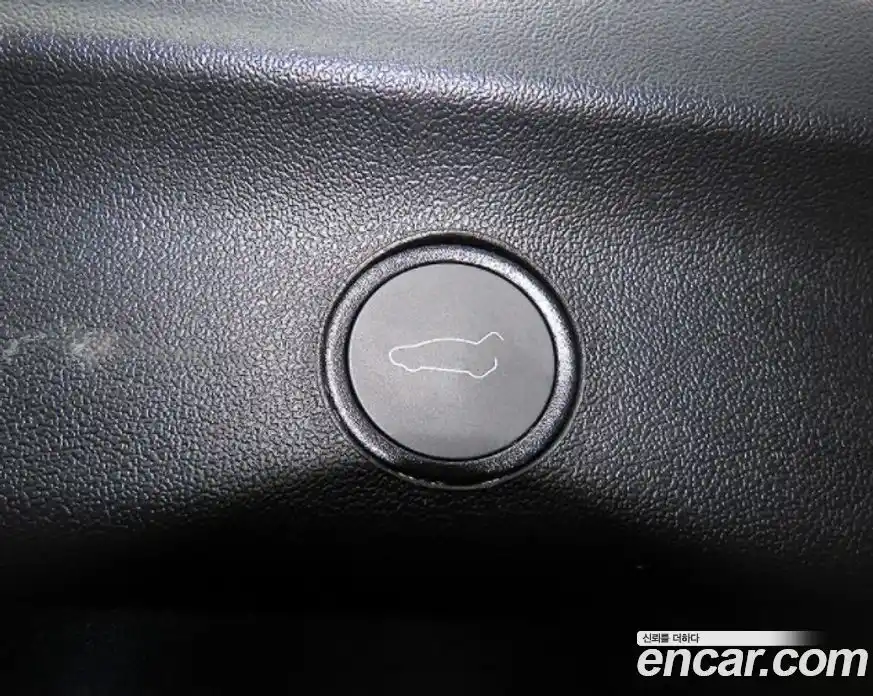 Tesla Model Y 2024 гидро в Москве № 1323222, фото 17