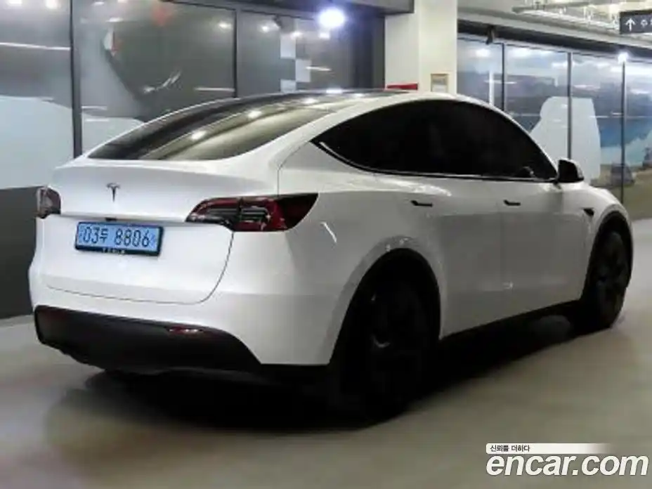 Tesla Model Y 2024 гидро в Москве № 1323222, фото 4