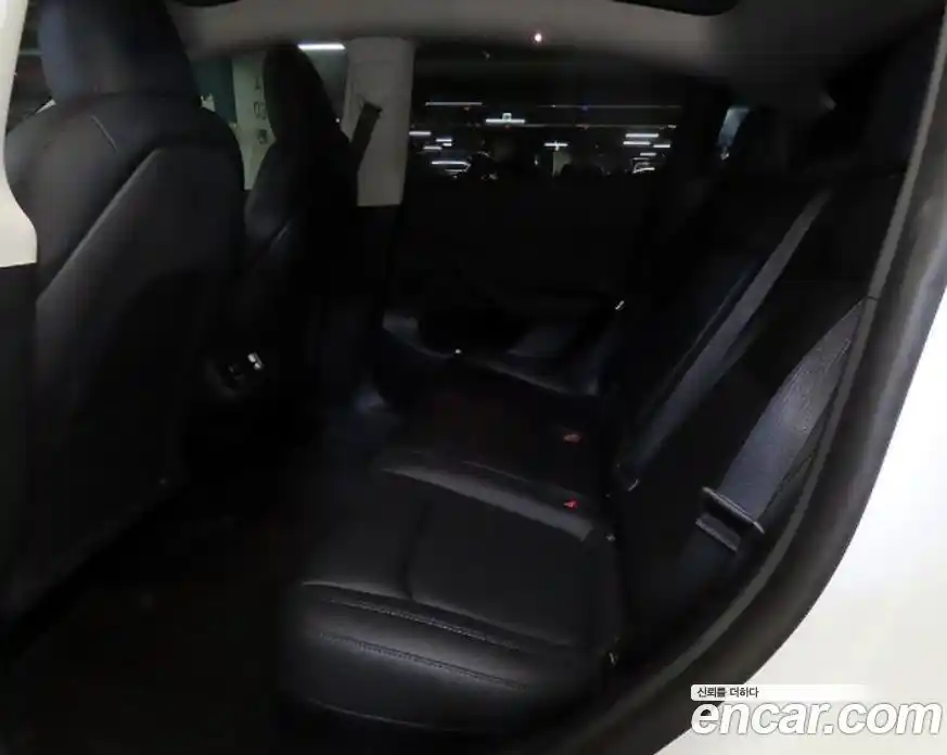 Tesla Model Y 2024 гидро в Москве № 1323222, фото 8