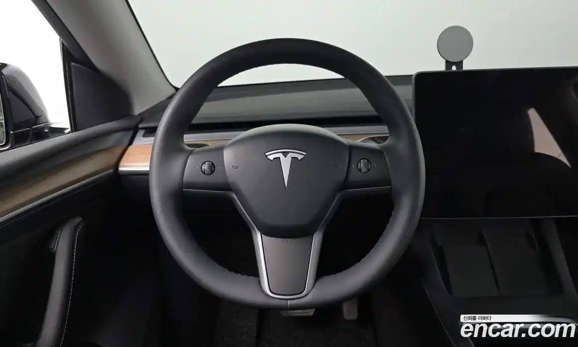 Tesla Model Y 2024 0.2 гидро в Москве № 1323242, фото 11