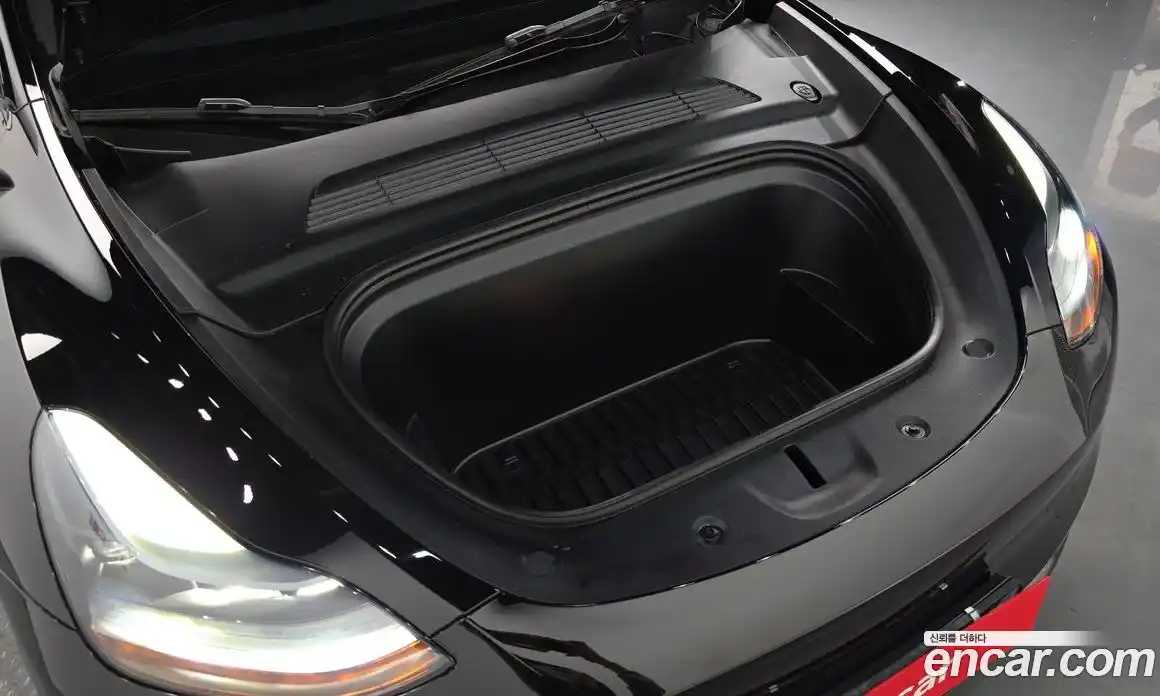 Tesla Model Y 2024 0.2 гидро в Москве № 1323242, фото 5