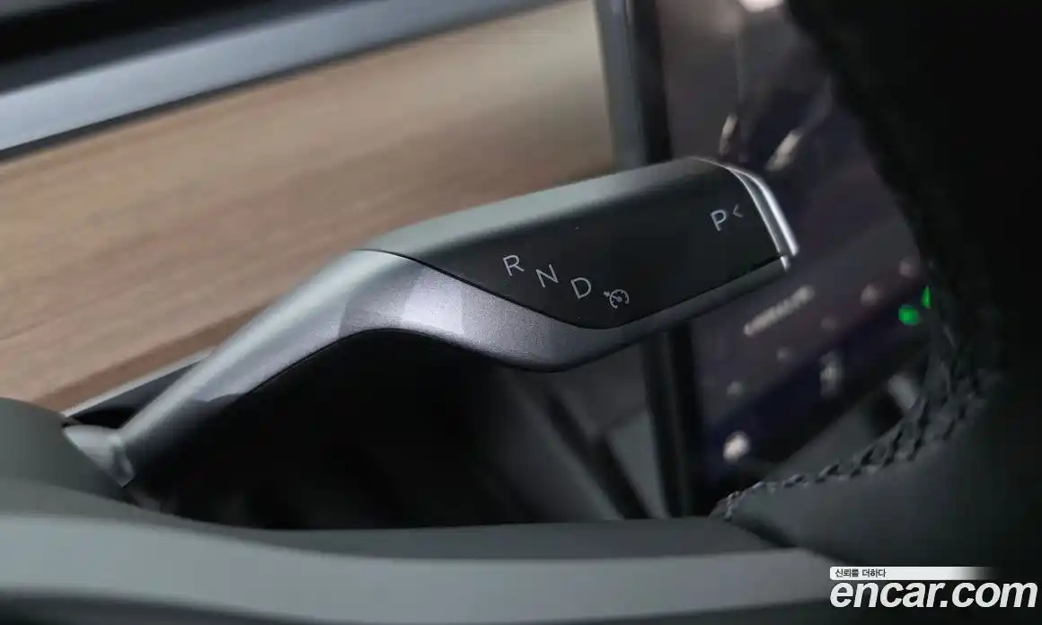 Tesla Model Y 2024 0.2 гидро в Москве № 1323242, фото 8