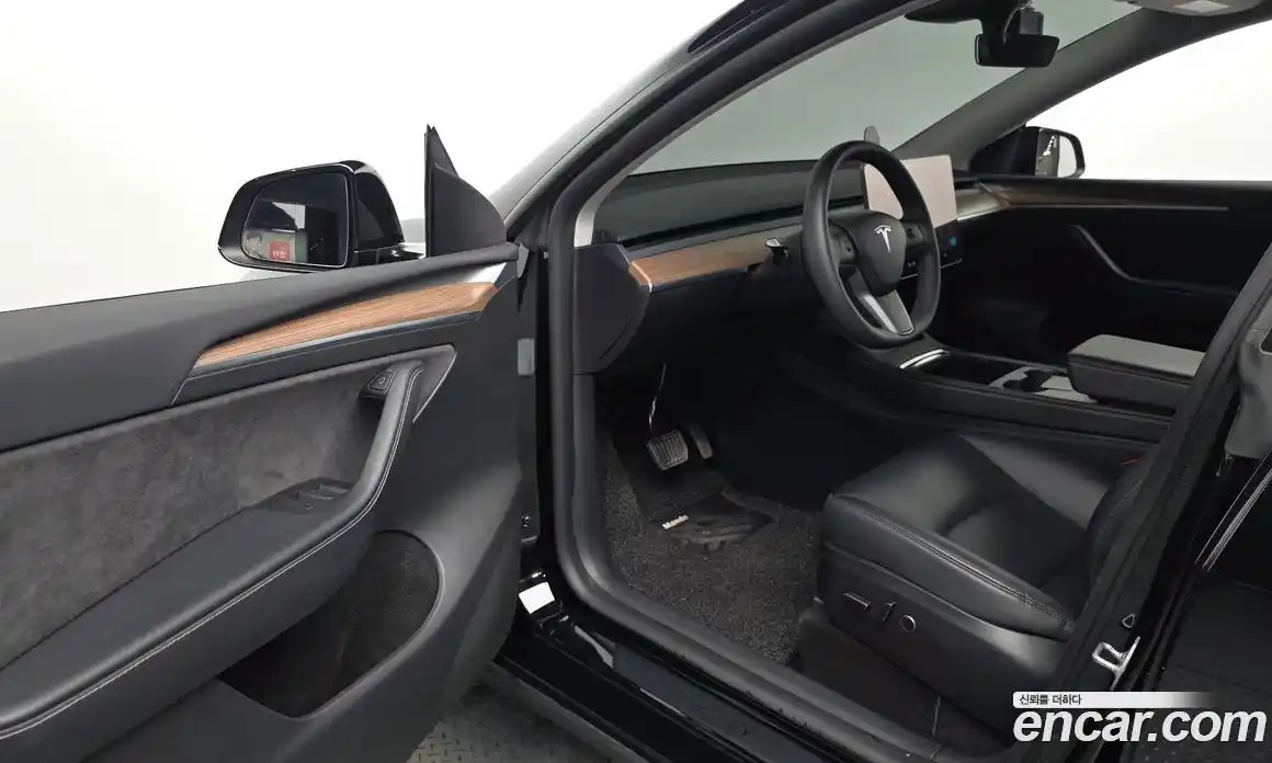 Tesla Model Y 2024 0.2 гидро в Москве № 1323242, фото 9