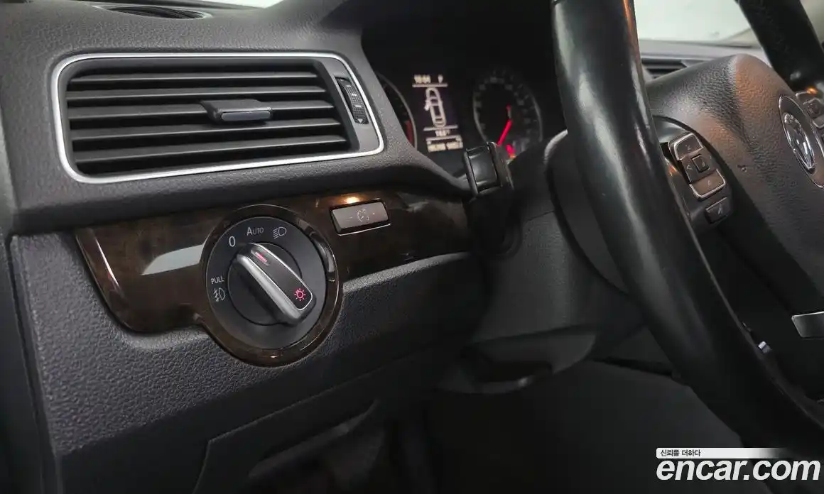 Volkswagen Passat 2015 2.0 гидро в Москве № 1323498, фото 19