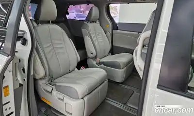 Toyota Sienna 2013 3.5 гидро в Москве № 1323837, миниатюра 12