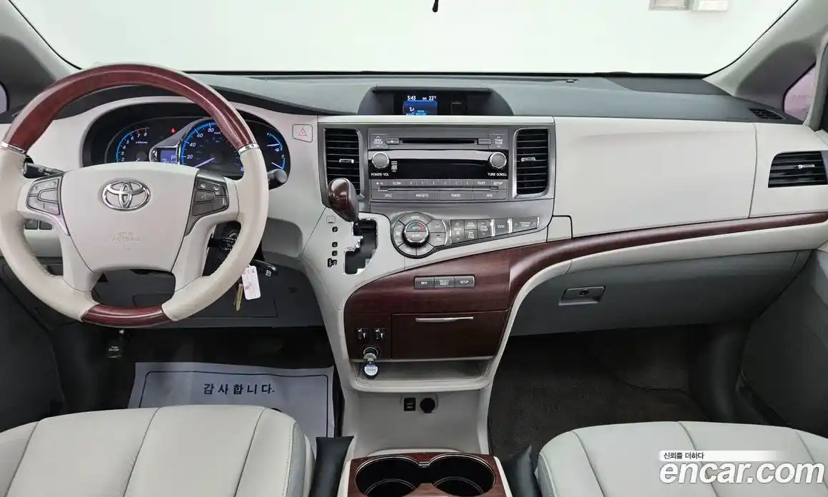 Toyota Sienna 2013 3.5 гидро в Москве № 1323837, фото 7