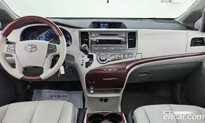 Toyota Sienna 2013 3.5 гидро в Москве № 1323837, миниатюра 7