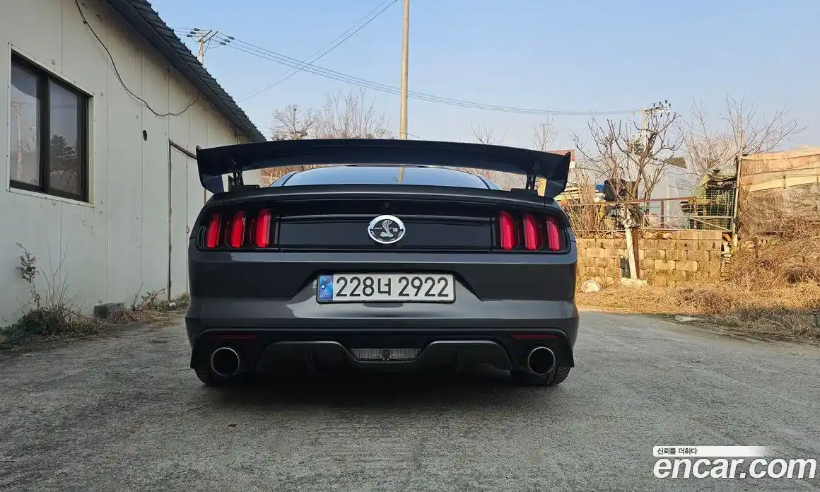 Ford Mustang 2016 2.3 гидро в Москве № 1324093, фото 4
