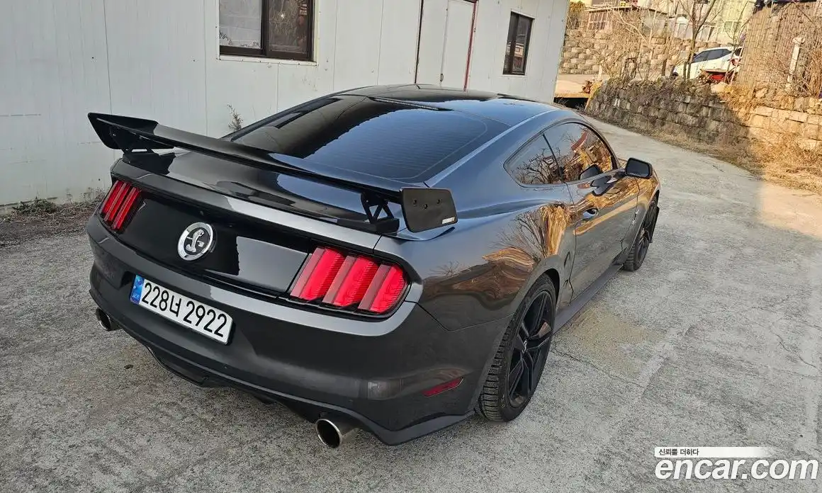 Ford Mustang 2016 2.3 гидро в Москве № 1324093, фото 10