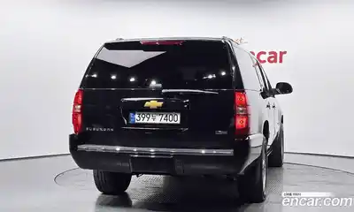 Chevrolet Surburban 2010 5.3 гидро в Москве № 1324592, миниатюра 4