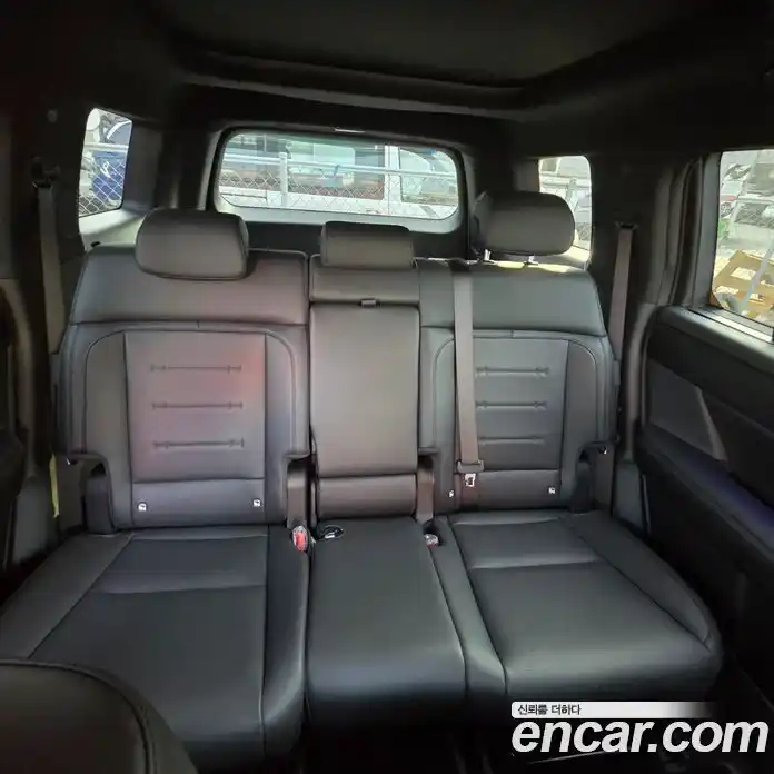 Hyundai Santa Fe 2025 1.6 гидро в Москве № 1341917, фото 8