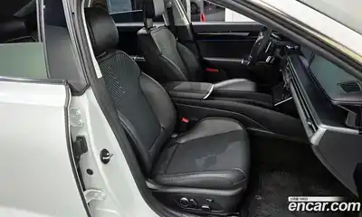 Hyundai Grandeur 2023 2.5 гидро в Москве № 1341989, миниатюра 12