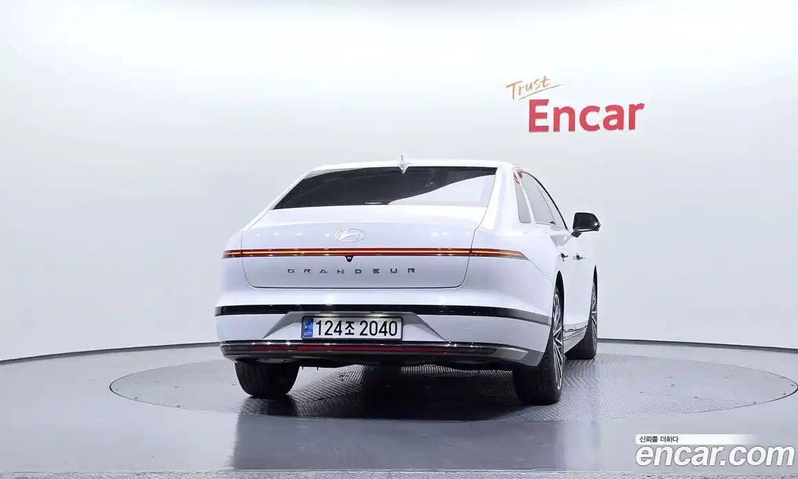 Hyundai Grandeur 2023 2.5 гидро в Москве № 1341989, фото 4